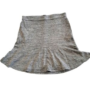 Banana Republic | Ladie's Ruffled Hem Flare Mini Skirt | Size 4